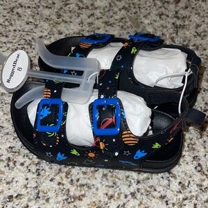 Rugged Bear Kids Space Sandals sz 8 NWT